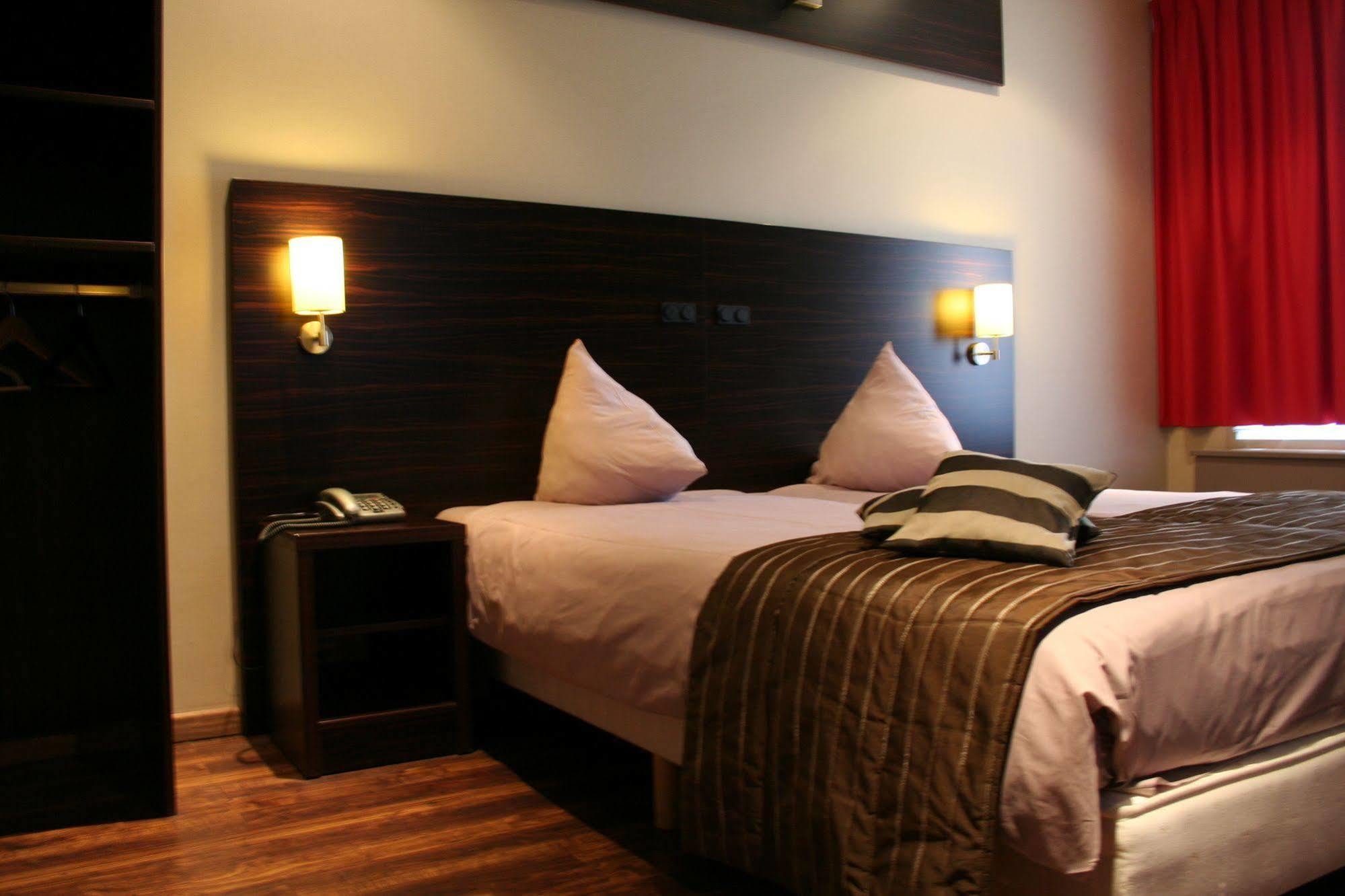 Hotel Belfleur Houthalen-Helchteren Esterno foto